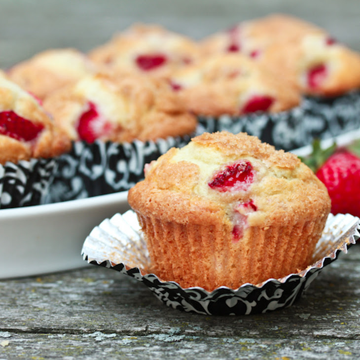 Low fat rhubarb muffins