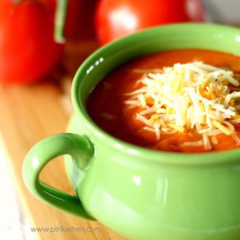 Rich Roasted Tomato Basil Soup