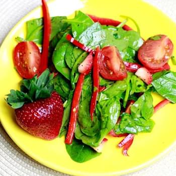 Fresh Spinach and Strawberry Salad