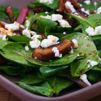 Balsamic Spinach Salad with Mushrooms, Onions, and Feta