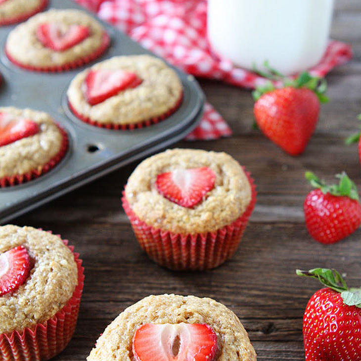 Whole Wheat Strawberry Banana Muffins Recipe