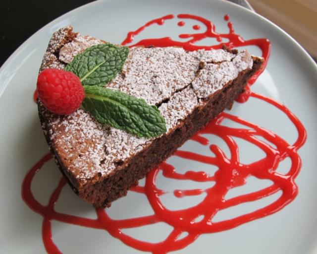 Chocolate Crackle Cake