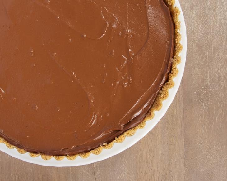 Chocolate Pudding Pie with Peanut Butter Filling