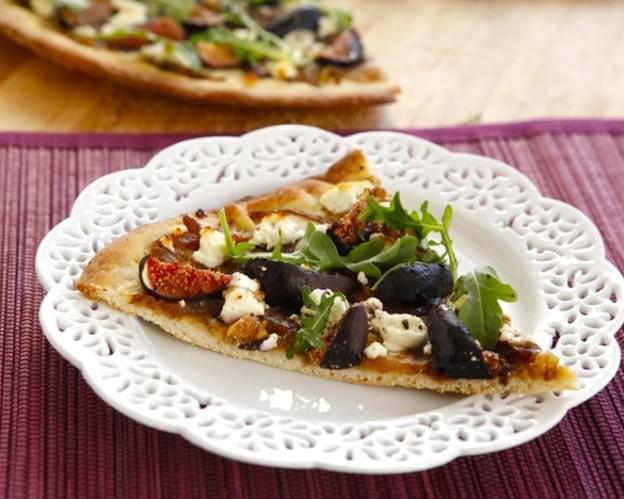 Fig and Goat Cheese Pizza with Maple Balsamic Reduction