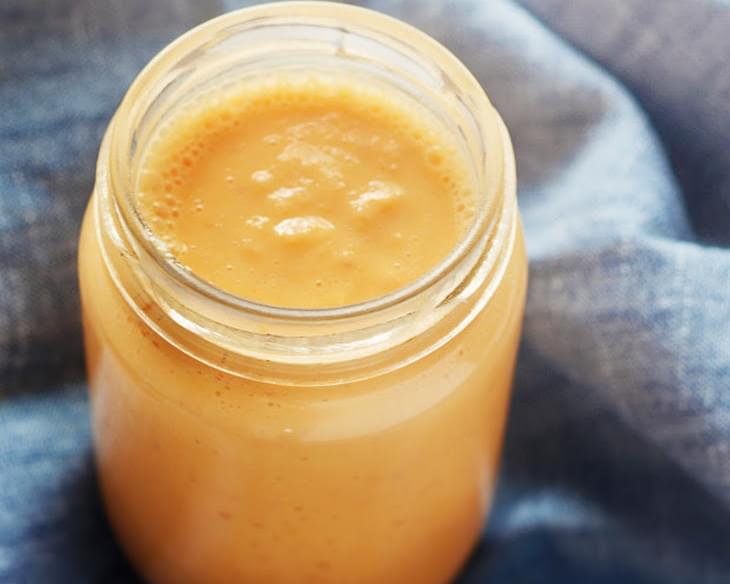 Apple Carrot and Peach Smoothie