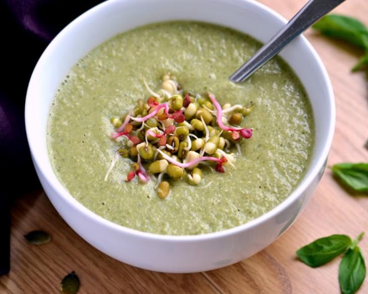 Green Power Soup (Broccoli, Basil & Pumpkin Seed)