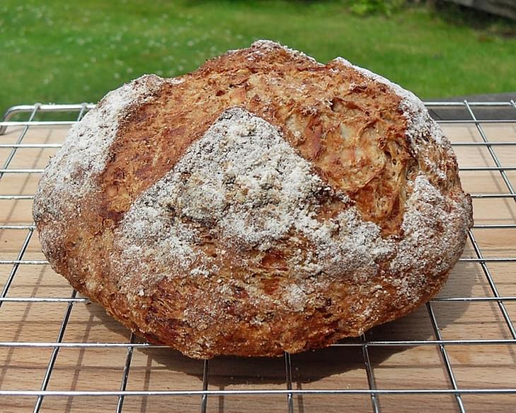 Wholemeal Cheddar and Apple Chutney Soda Bread with Cider