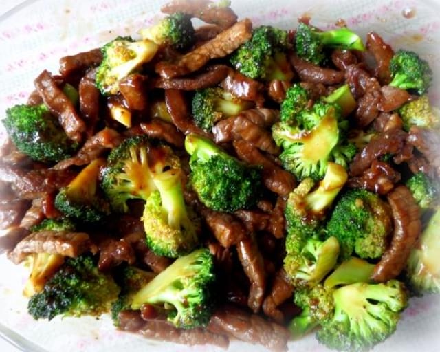 Beef and Broccoli . . . Combo Special Number 9