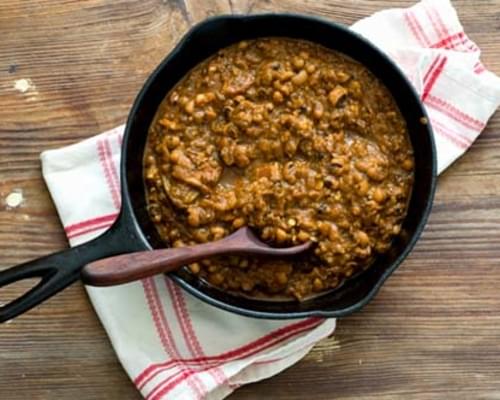 Barbecue baked black-eyed peas (Adapted from A Taste of Texas)