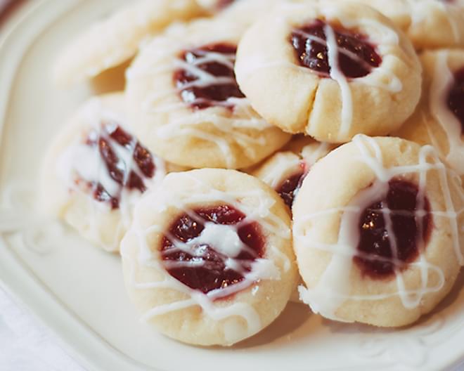 Raspberry-almond Shortbread Cookies