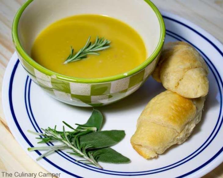 Butternut Squash and Garlic Soup