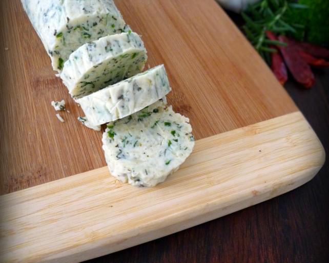 Italian Herb Butter and Cheese #Diy