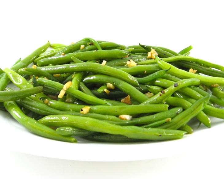 Skinny Garlic Green Beans