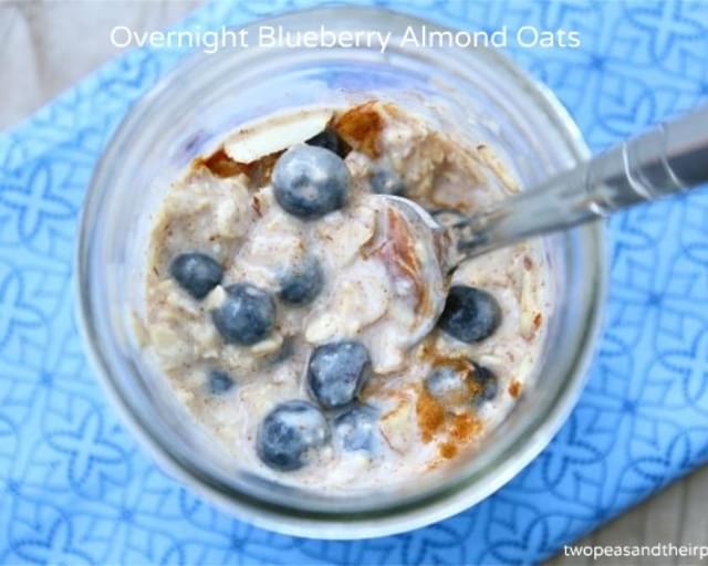 Overnight Blueberry Almond Oats
