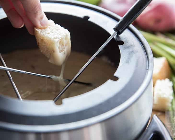 Copycat Melting Pot Traditional Swiss Fondue