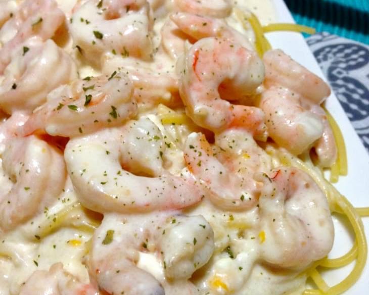 30 Minute Cheesy Garlic Shrimp Alfredo