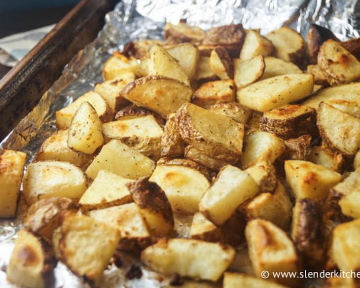 Simple Garlic Roasted Potatoes