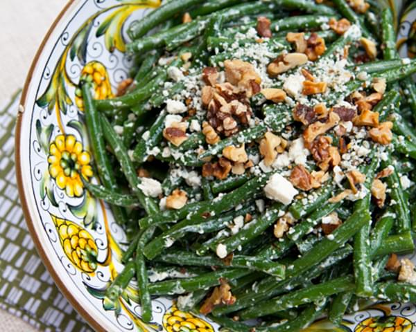 Green Beans With Blue Cheese & Toasted Walnuts