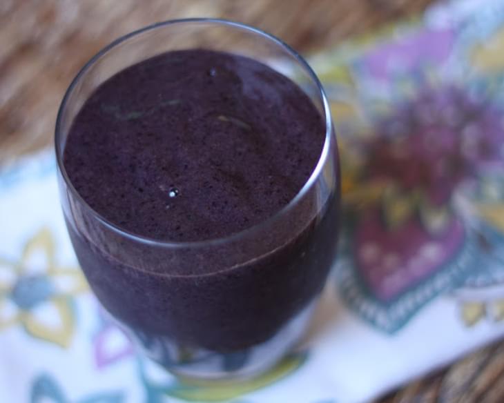 Blueberry Carrot Top Smoothie