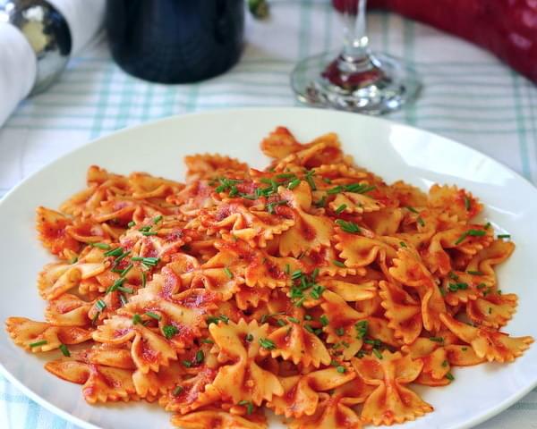 Hot or Cold Roasted Red Pepper Farfalle Salad