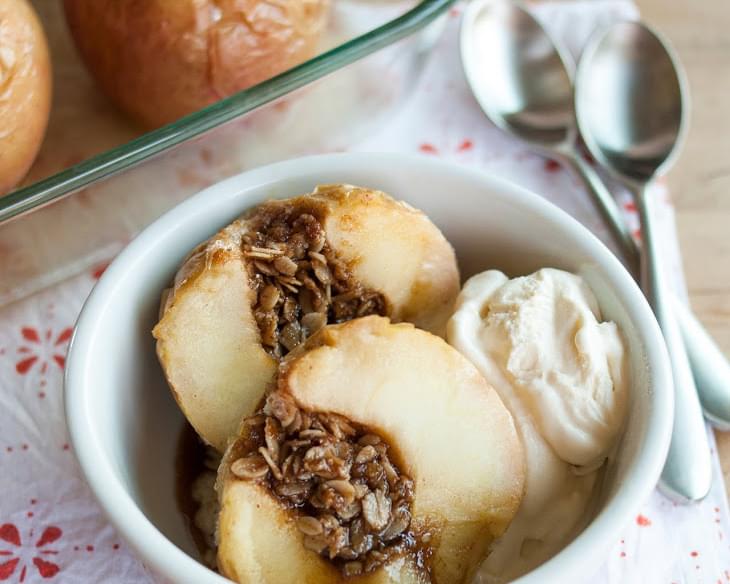 Oatmeal-Brown Sugar Baked Apples
