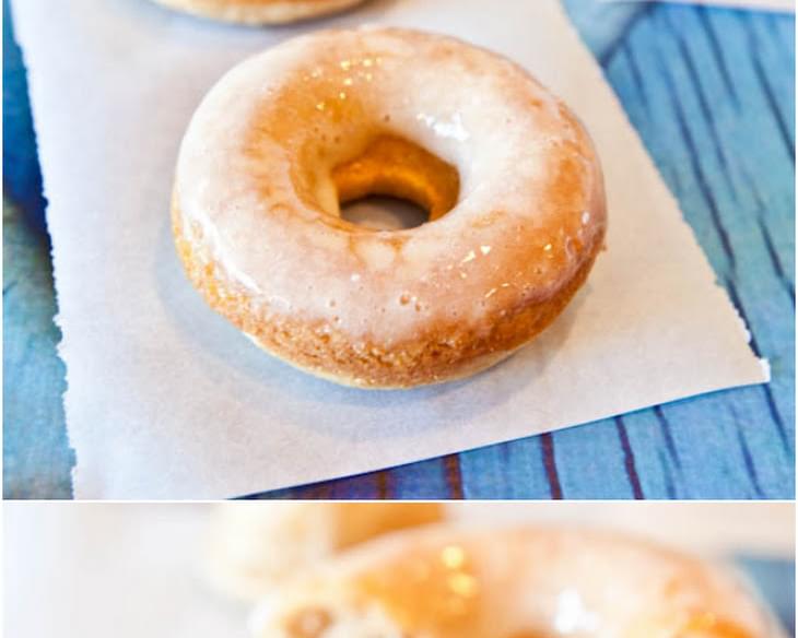 Baked Eggnog Vanilla Donuts with Eggnog Rum Glaze