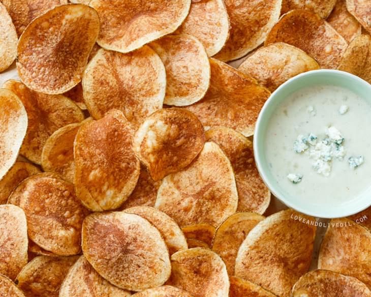 Potato Chips with Blue Cheese Dipping Sauce