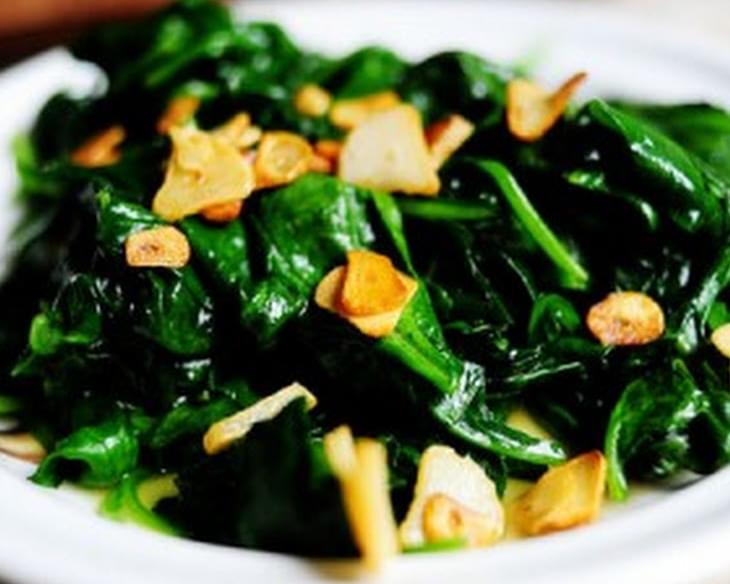 Spinach with Garlic Chips