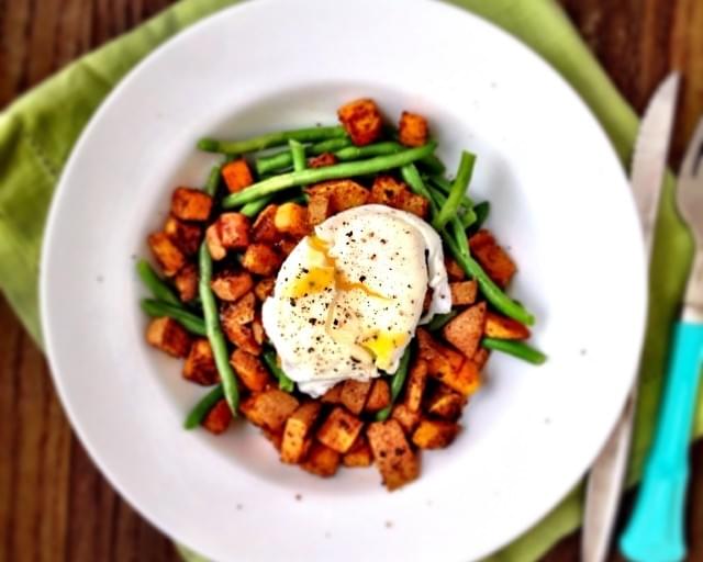 Spicy Sweet Potatoes with Green Beans and Poached Eggs