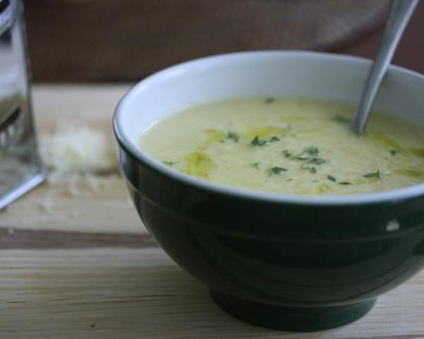 Cauliflower Soup with Sharp Cheddar and Thyme