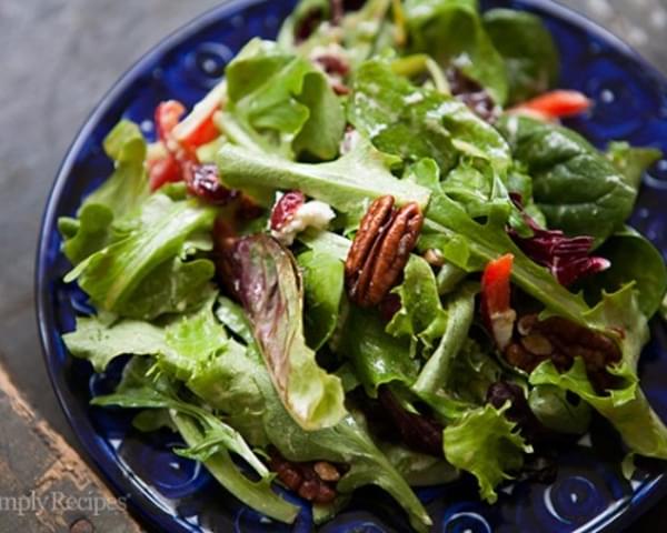 Mixed Green Salad with Pecans, Goat Cheese, and Honey Mustard Vinaigrette
