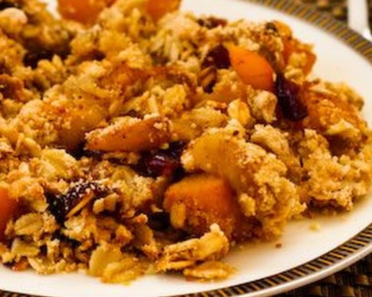 Low-Sugar Pumpkin and Apple Crumble with Cranberries