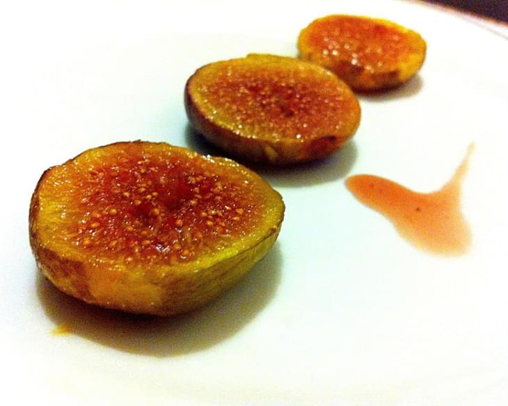 Aromatic Figs in Maple and Ginger