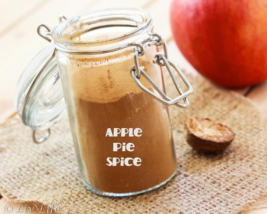 DIY Apple Pie Spice