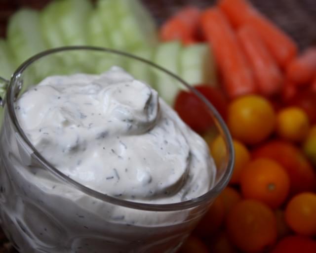 Quick and Easy Homemade Ranch Dip