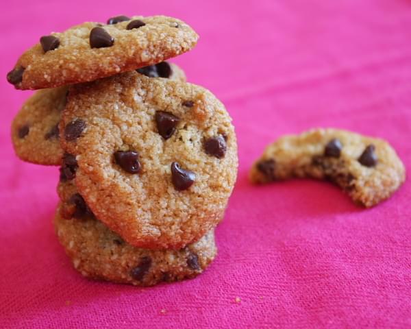 Almond- Chocolate Chip Cookies