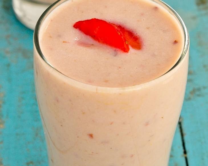 Apple, Strawberries and Banana Smoothie
