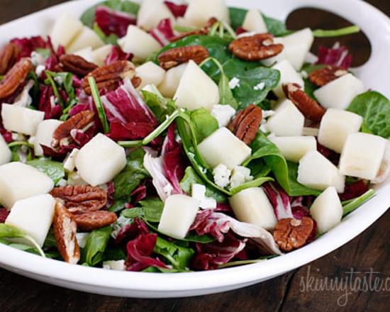 Autumn Salad with Pears and Gorgonzola