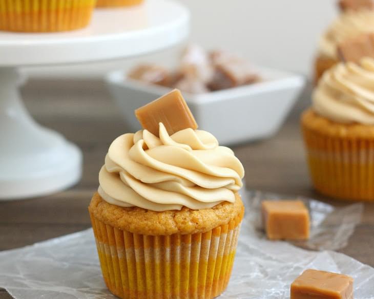 Brown Butter Pumpkin Cupcakes with Caramel Cream Cheese Frosting