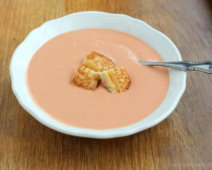 Beach Bar Tomato Soup & Grilled Cheese Croutons