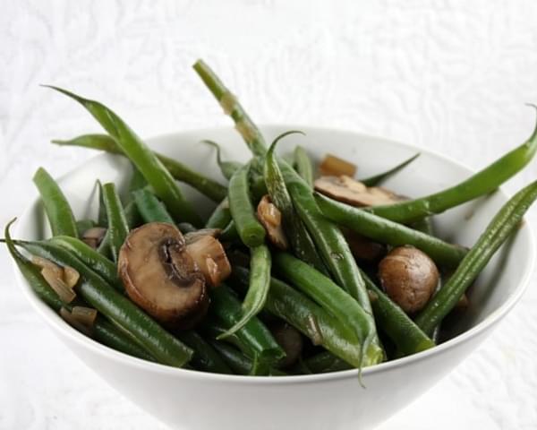 Green Beans w/ Mushrooms & Shallots