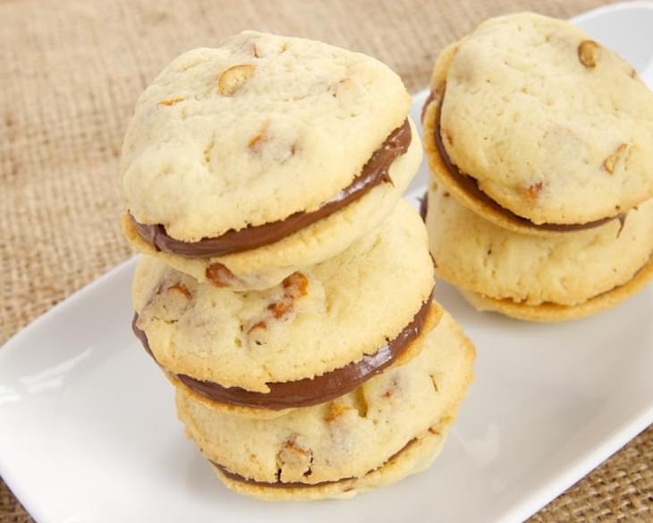 Pretzel Cookies with Chocolate-Hazelnut Filling
