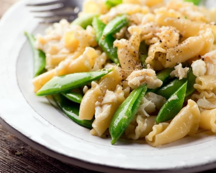 Pasta with Crabmeat and Sugar Snap Peas