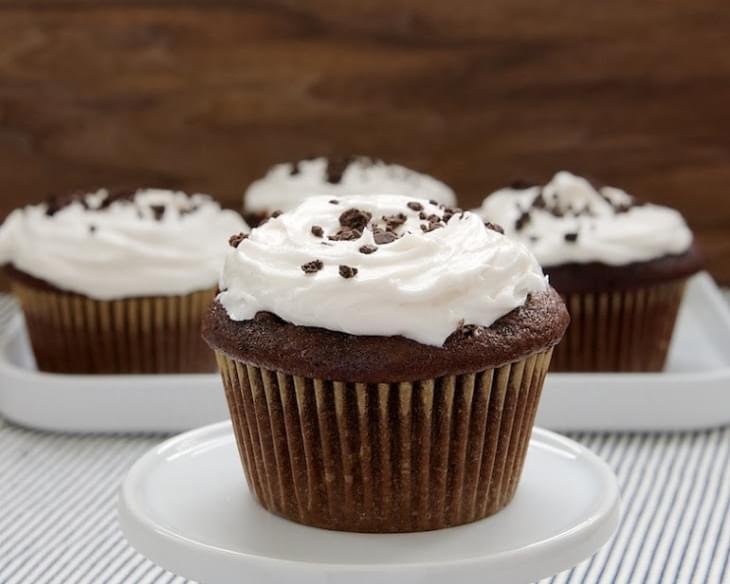 Cookies and Cream Filled Cupcakes