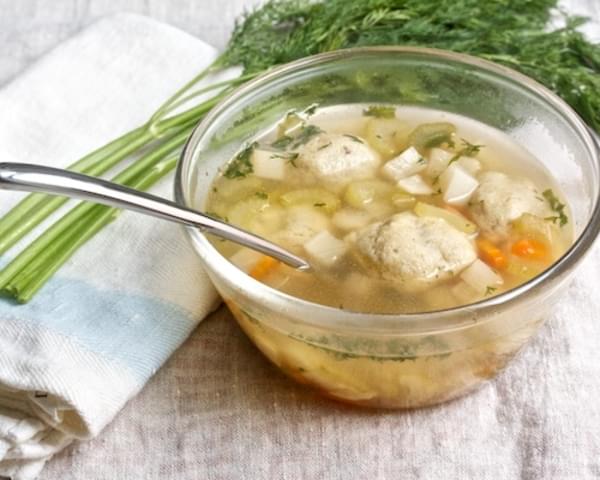 Vegetarian Matzoh Ball Soup