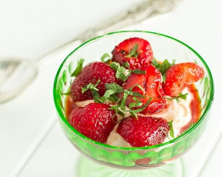 Balsamic Strawberries with Greek Yogurt