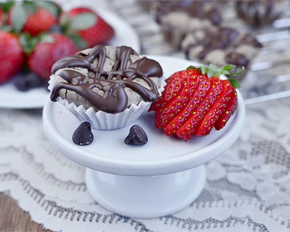 Mini Chocolate-Meringue Cupcakes