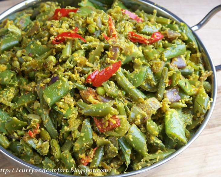 Spicy Green Bean and Coconut Mellun (Curry)