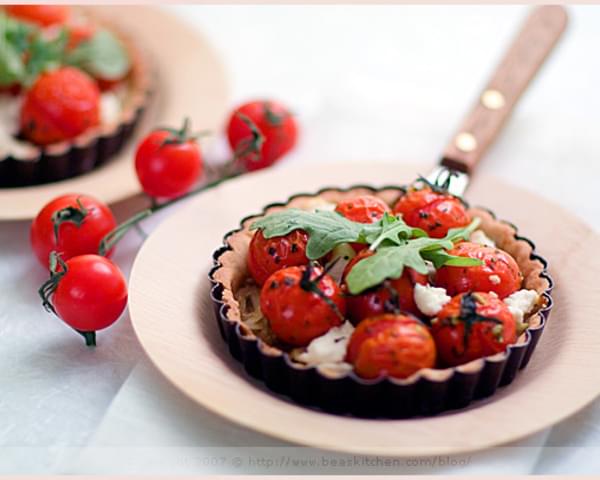Fennel, Cherry Tomato Tartlets on Balsamic Crust