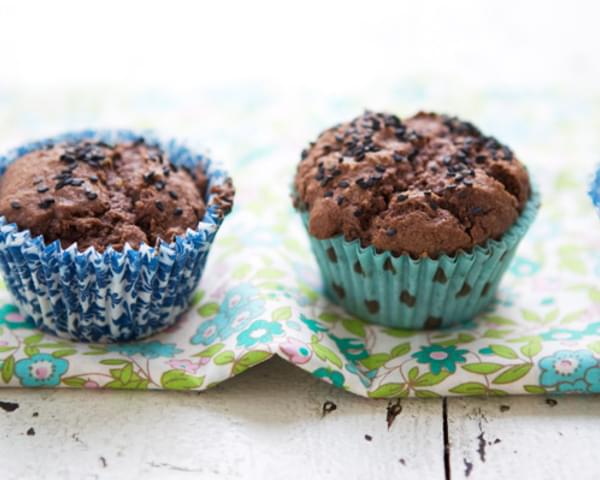 Cocoa And Banana Muffins With Black Sesame Seeds